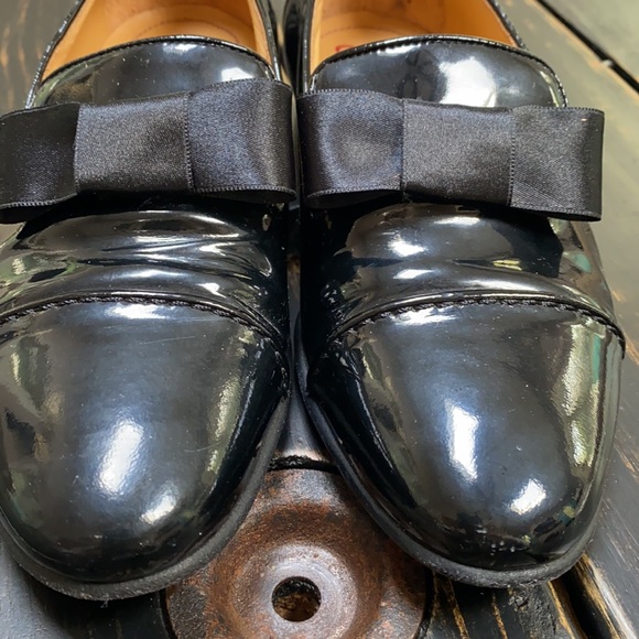 LANVIN Patent Leather Loafer with Bow Detail - Picture 3 of 9